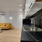 Luxury Blloku Apartamento Tirana