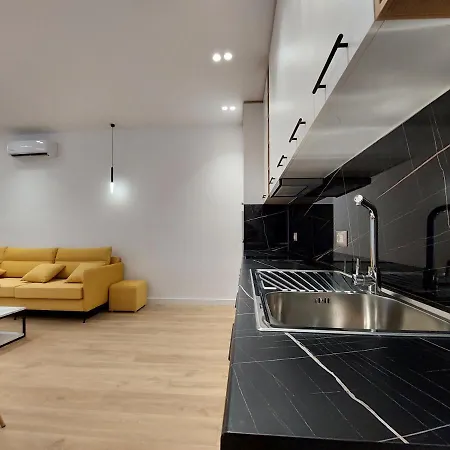 Luxury Blloku Apartamento Tirana