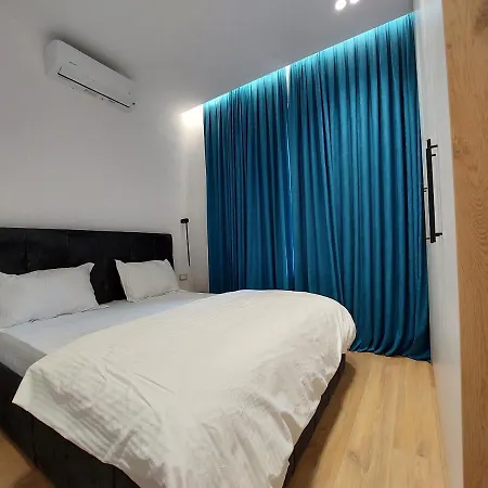 Luxury Blloku Apartamento Tirana