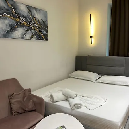 Luxury Blloku Apartamento Tirana
