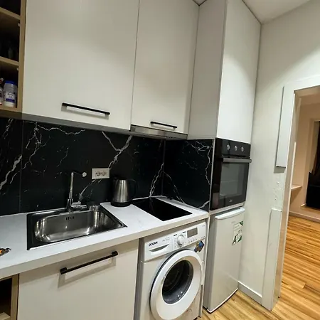 Luxury Blloku Apartamento Tirana