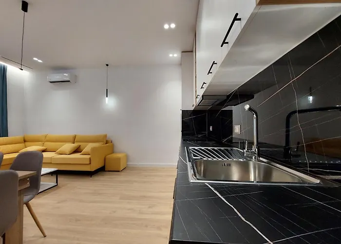 Luxury Blloku Appartamento Tirana
